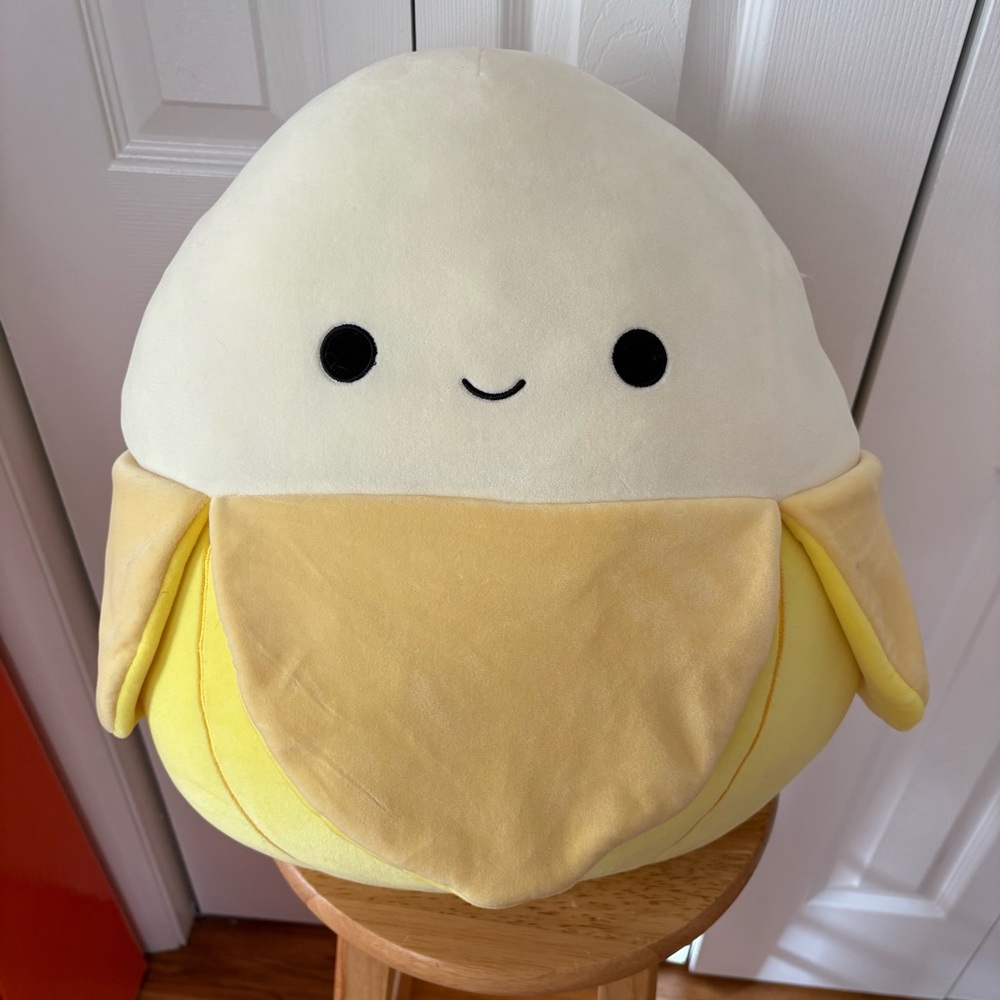 Junie the Banana 16” Squishmallows Costco Exclusive 2023